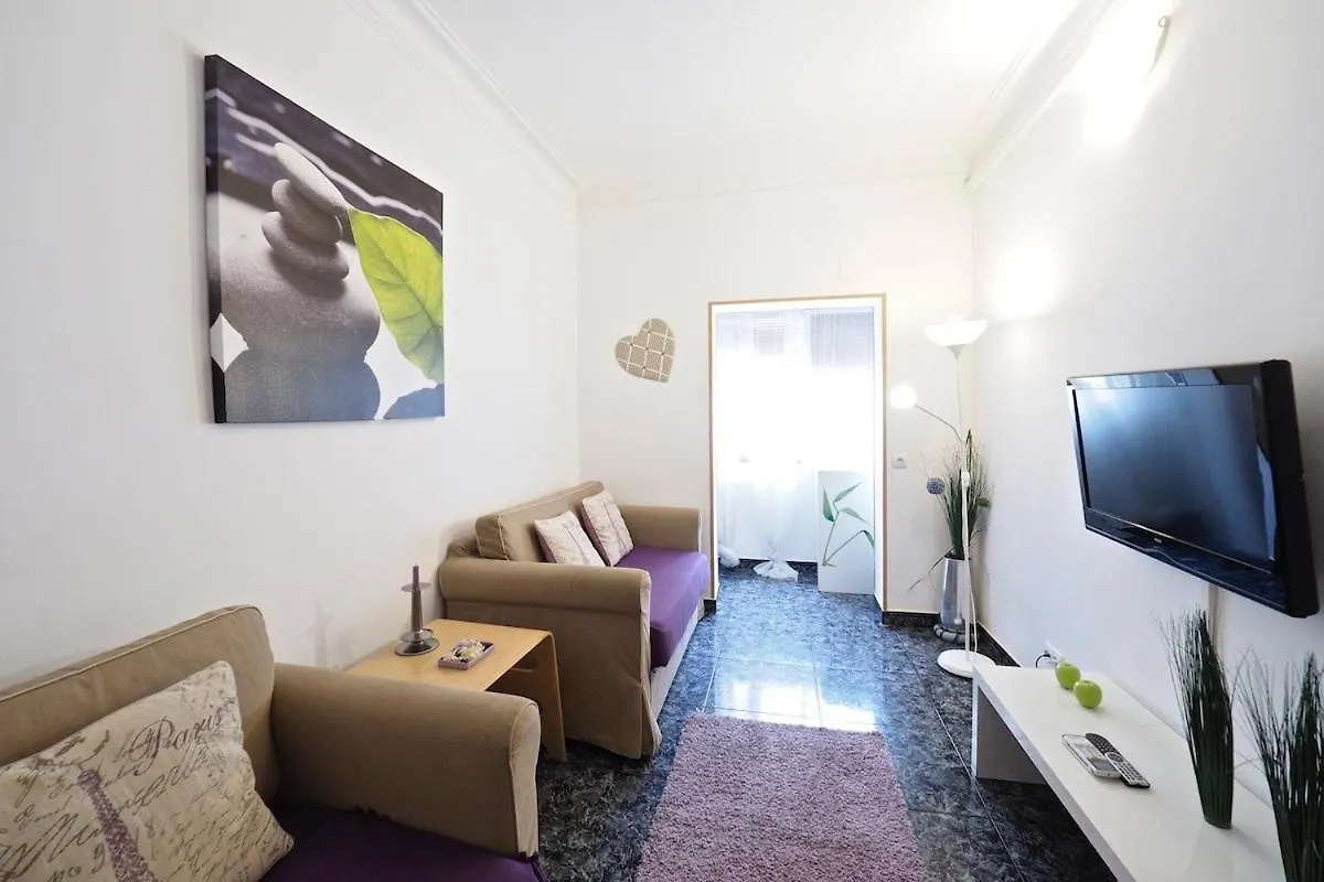 Stay U-Nique Apartments Tapioles Barcelona 0*,